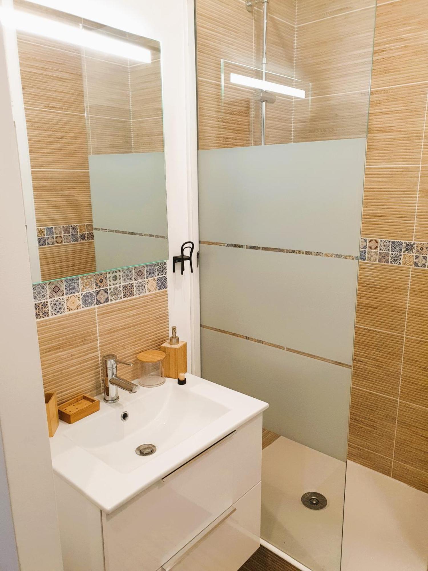 Appartement Cosy Dans Le Centre Historique Montpellier Eksteriør bilde